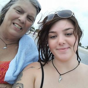 Meet your Posher, Cheryll